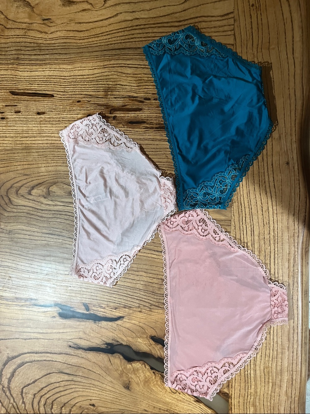 Victoria Secret Hiphugger Size Mediums. Washed from clean home. - Picture 5 of 5